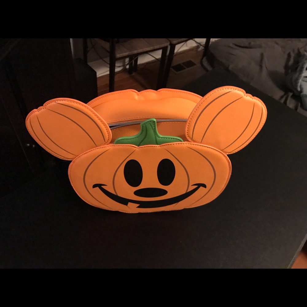 Disney Mickey Pumpkin Loungefly Crossbody Bag With Matching Wallet